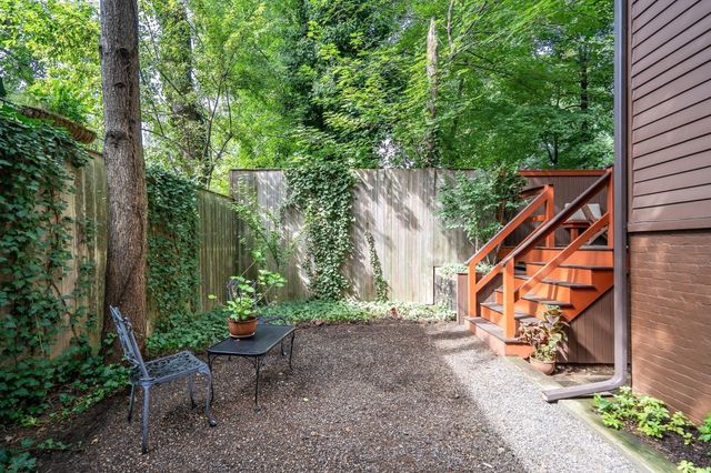 11 Sparks Street, Cambridge, MA 02138