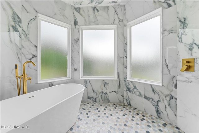 101 Vanore Road, West End, NC 27376