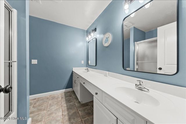 101 Vanore Road, West End, NC 27376