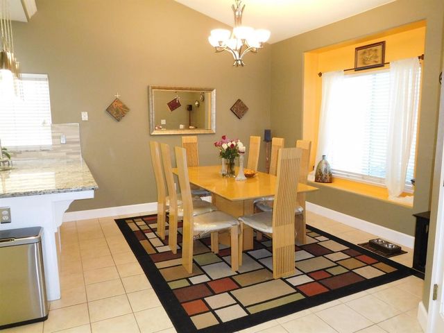 1877 E Turnberry Avenue, Fresno, CA 93730