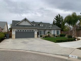 1877 E Turnberry Avenue, Fresno, CA 93730