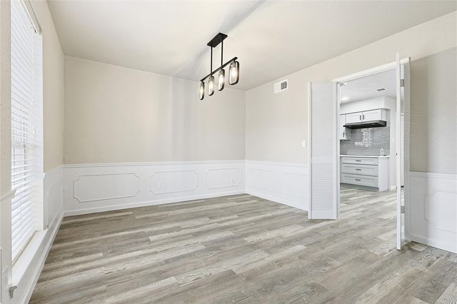 16438 Glenshannon Drive, Houston, TX 77059