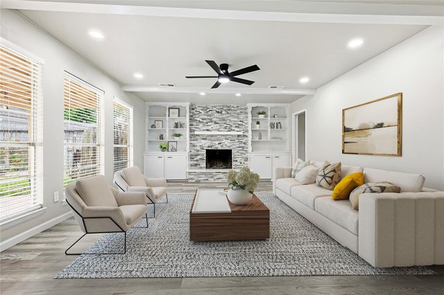 16438 Glenshannon Drive, Houston, TX 77059