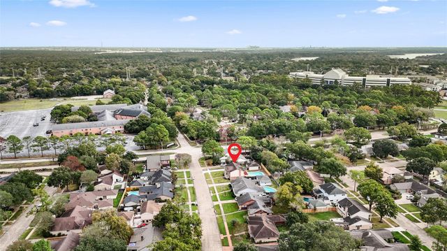 16438 Glenshannon Drive, Houston, TX 77059