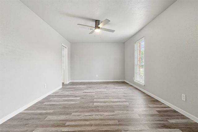 16438 Glenshannon Drive, Houston, TX 77059