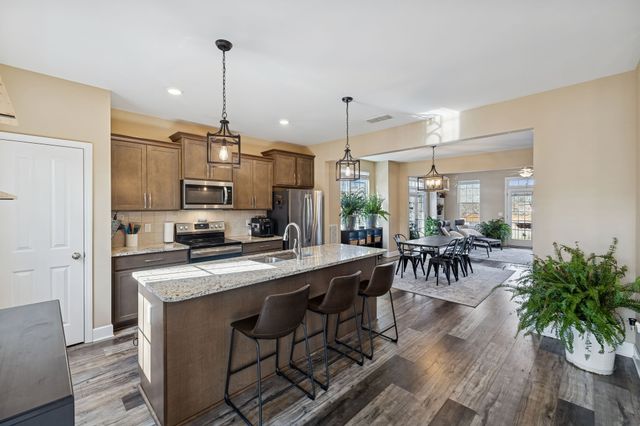 1035 Avery Park Dr, Smyrna, TN 37167