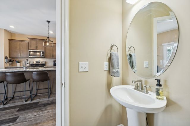 1035 Avery Park Dr, Smyrna, TN 37167