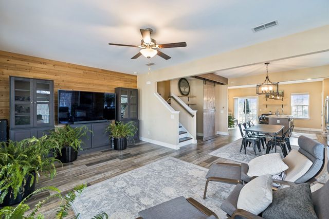 1035 Avery Park Dr, Smyrna, TN 37167