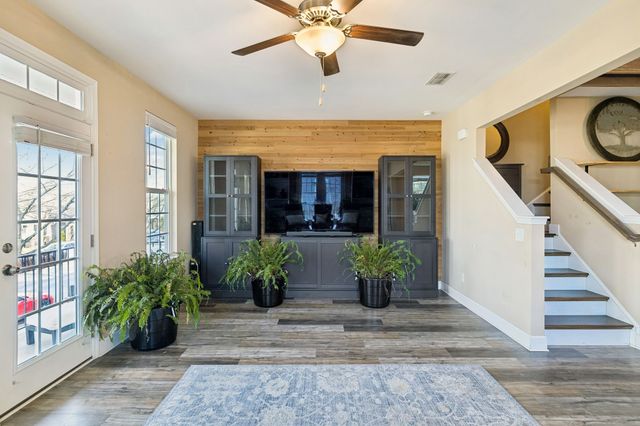 1035 Avery Park Dr, Smyrna, TN 37167