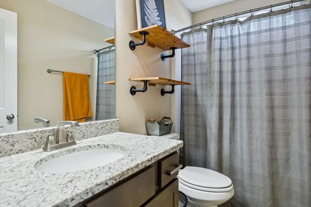 1035 Avery Park Dr, Smyrna, TN 37167