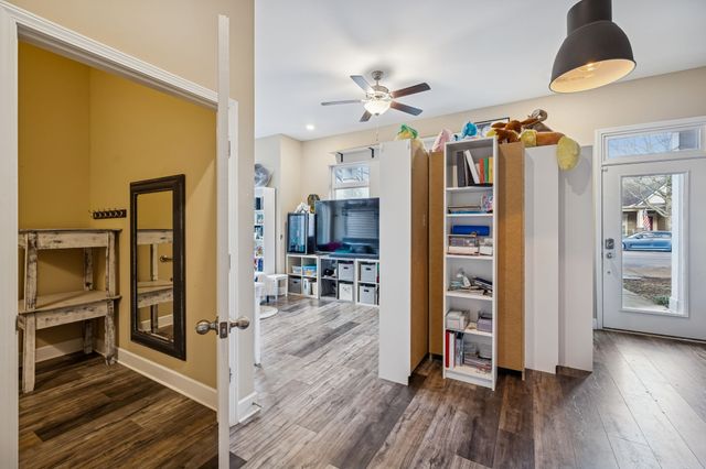 1035 Avery Park Dr, Smyrna, TN 37167