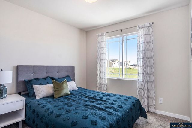 10710 Portage Drive, Papillion, NE 68046