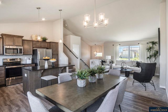 10710 Portage Drive, Papillion, NE 68046