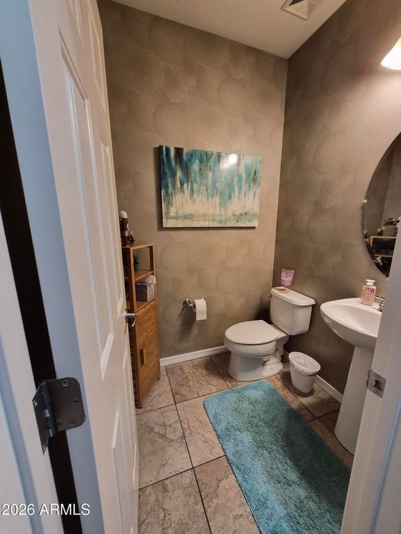 Image 8 of property listing at 3639 W TURTLE HILL Court, Anthem, AZ 85086