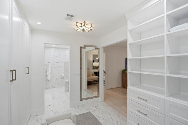 107 Chatsworth Dr, Nashville, TN 37215