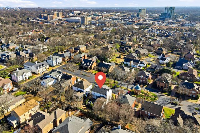 107 Chatsworth Dr, Nashville, TN 37215