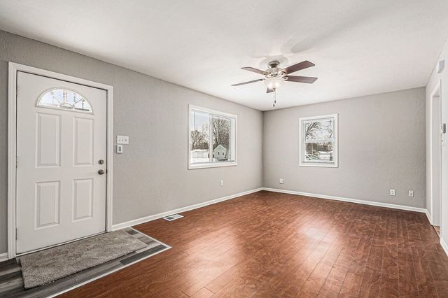 116 Luana Road, Joliet, IL 60433