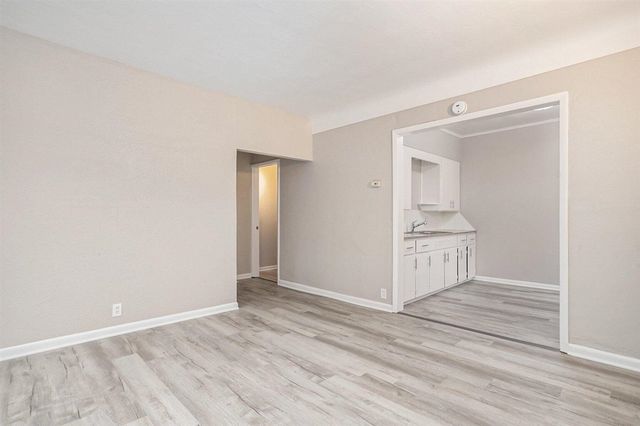 3116 N Whittier Drive, Kalamazoo, MI 49001