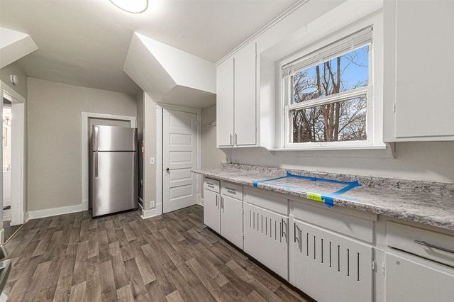 3116 N Whittier Drive, Kalamazoo, MI 49001