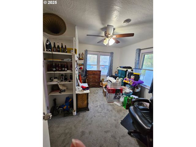 409 N MAIN St, Klickitat, WA 98628