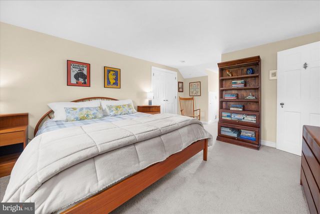 311 GREEN LN, Reading, PA 19601