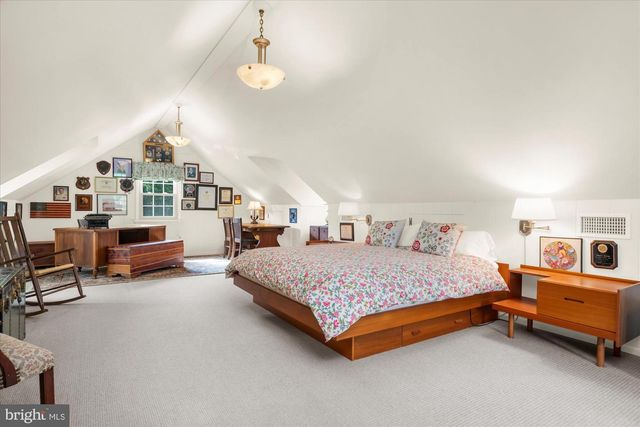 311 GREEN LN, Reading, PA 19601