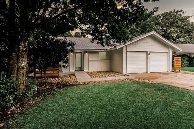 5139 Meadow Creek DR, Austin, TX 78745