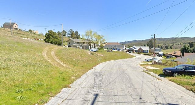 42624 Arrowrock Drive, Lake Elizabeth, CA 93532