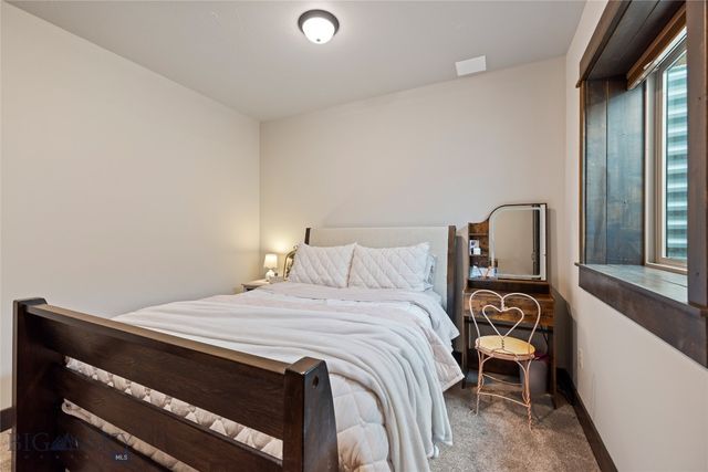 17 Blazer Trail, Bozeman, MT 59718