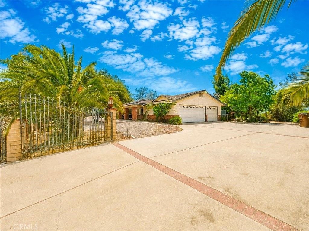 18289 Northstar, Riverside, CA 92508 — photo 2