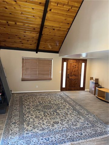 6516 Lakeview Drive, Frazier Park, CA 93225