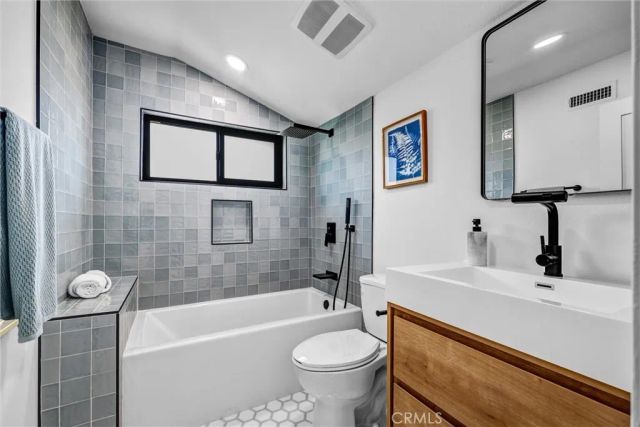 17782 Arbolada, Tustin, CA 92780