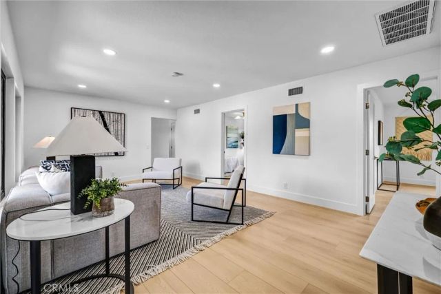 17782 Arbolada, Tustin, CA 92780