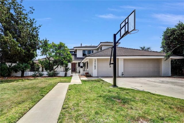 17782 Arbolada, Tustin, CA 92780