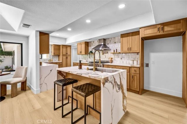 17782 Arbolada, Tustin, CA 92780