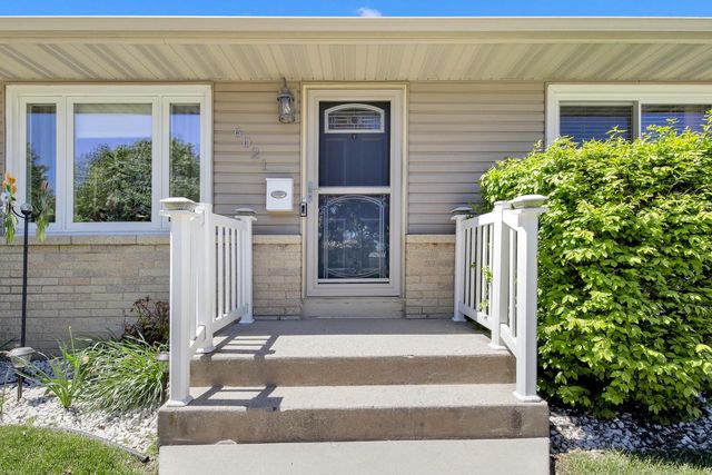6021 Kirkwood AVENUE, Cudahy, WI 53110