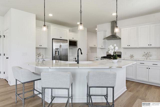 12619 Carpenter Street, Papillion, NE 68138