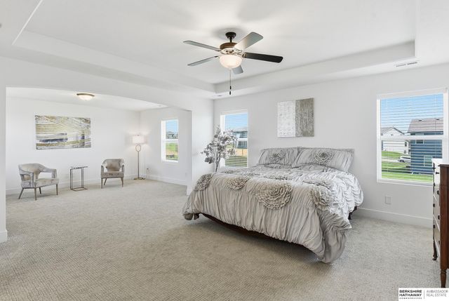 12619 Carpenter Street, Papillion, NE 68138