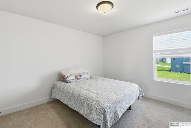 12619 Carpenter Street, Papillion, NE 68138
