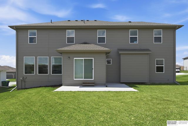12619 Carpenter Street, Papillion, NE 68138