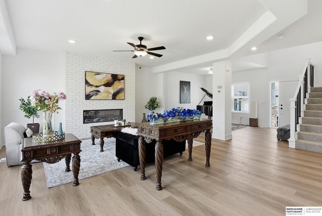 12619 Carpenter Street, Papillion, NE 68138