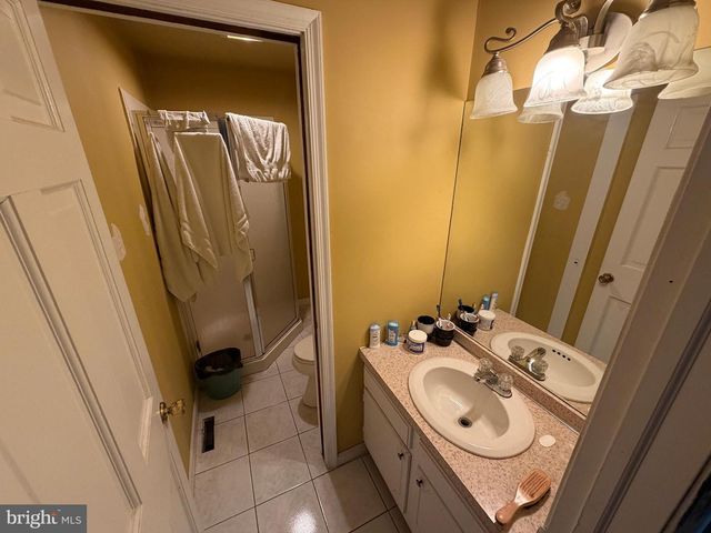 1715 GREEN ST, Harrisburg, PA 17102