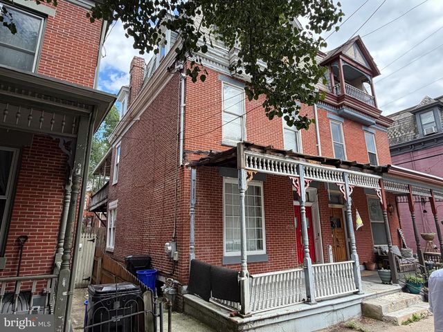 1715 GREEN ST, Harrisburg, PA 17102