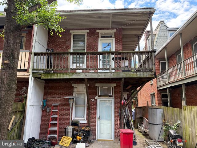 1715 GREEN ST, Harrisburg, PA 17102