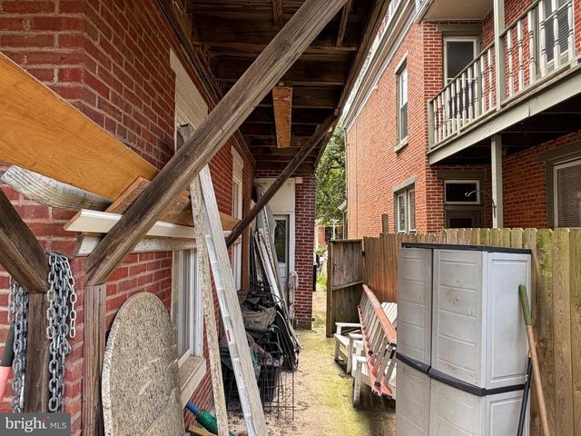 1715 GREEN ST, Harrisburg, PA 17102