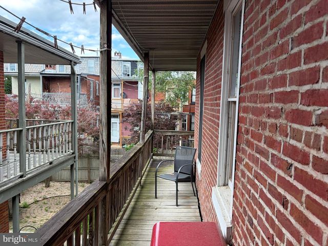 1715 GREEN ST, Harrisburg, PA 17102