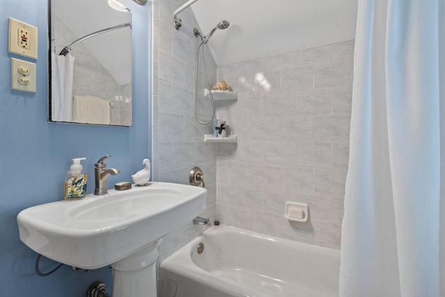 835 N BUCHANAN ST, Arlington, VA 22203