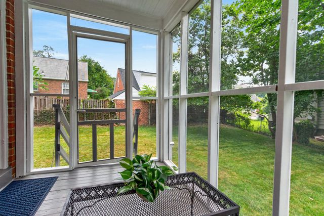 835 N BUCHANAN ST, Arlington, VA 22203