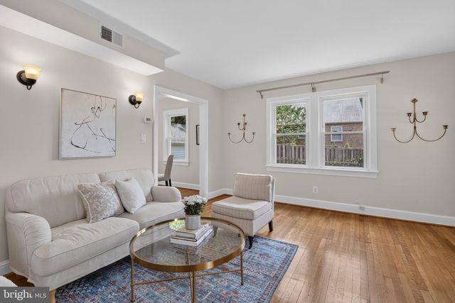 835 N BUCHANAN ST, Arlington, VA 22203