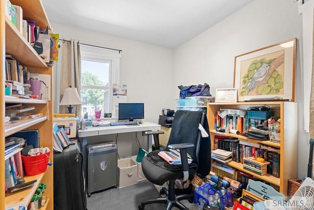 285 Lomax Street, Idaho Falls, ID 83401